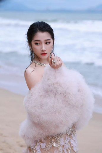 原神可莉无小内无爱心皮肤展示